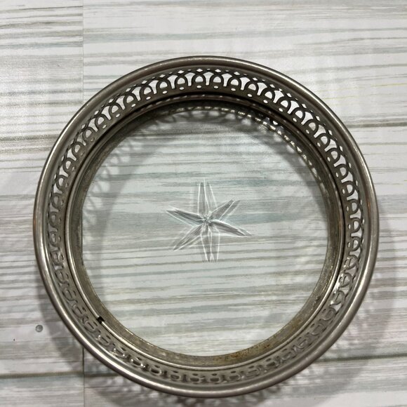 Vintage Manning Bowman & Co. Set of 4 Silver Plated Reticulated Crystal Coasters - Picture 2 of 6